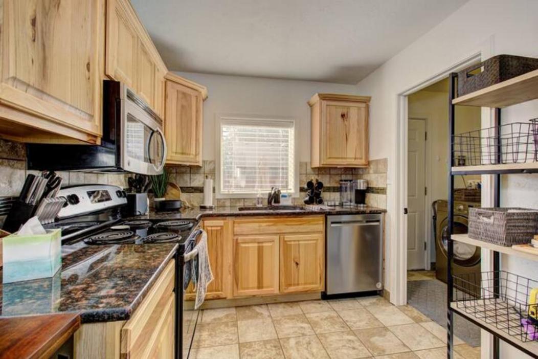 Home Sweet Idahome, Feels Like Home With All The Decor You Wish You Could Afford King Bed In Master, Fully Fenced Dog Friendly Yard, A Few Blocks From Bsu And Downtown Boise, Your Perfect Stay! Eksteriør billede