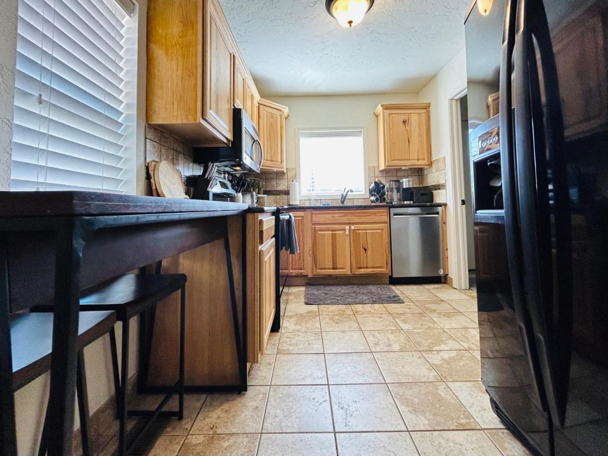 Home Sweet Idahome, Feels Like Home With All The Decor You Wish You Could Afford King Bed In Master, Fully Fenced Dog Friendly Yard, A Few Blocks From Bsu And Downtown Boise, Your Perfect Stay! Eksteriør billede